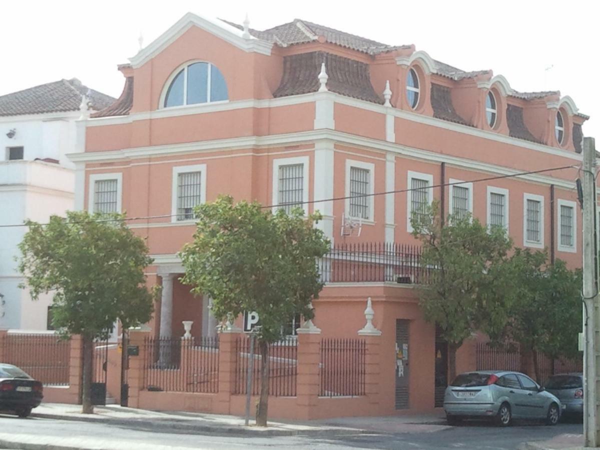 Colegio Mayor Careu - Women Only - University Community Sevilha Exterior foto